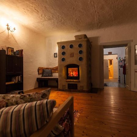 Szálkai Vályogház Vendégház Apartman Kültér fotó
